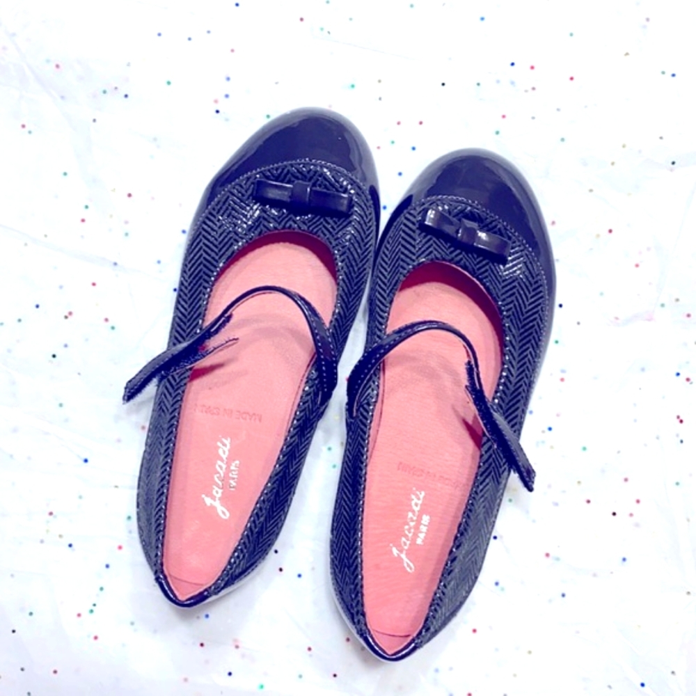 Jacadi Paris girls leather Maryjane  Shoes size 12 New